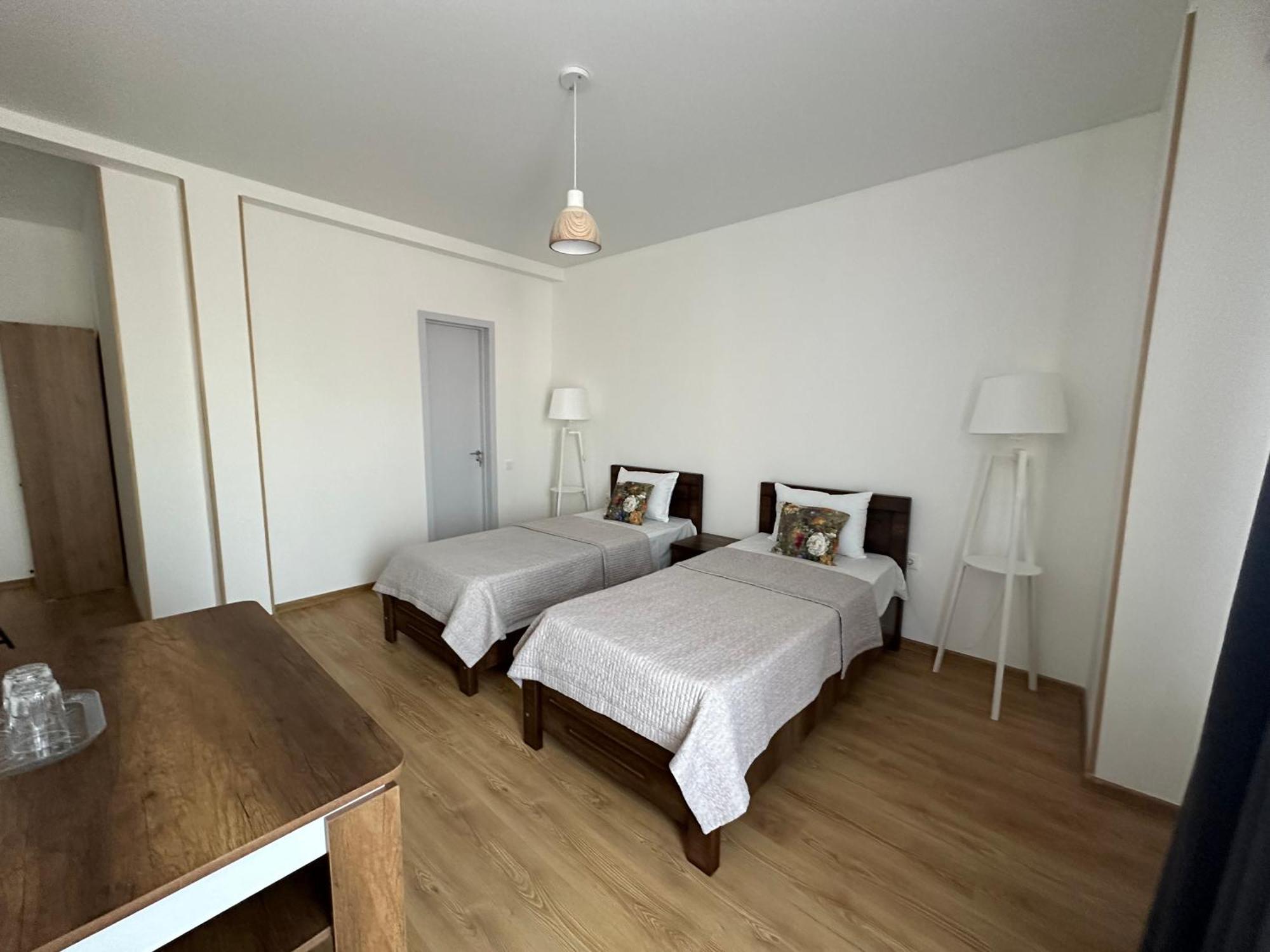 Hotel Home Tbilisi Eksteriør bilde