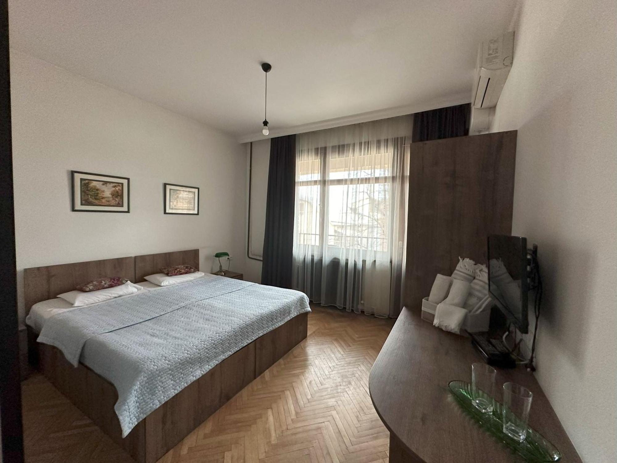 Hotel Home Tbilisi Eksteriør bilde