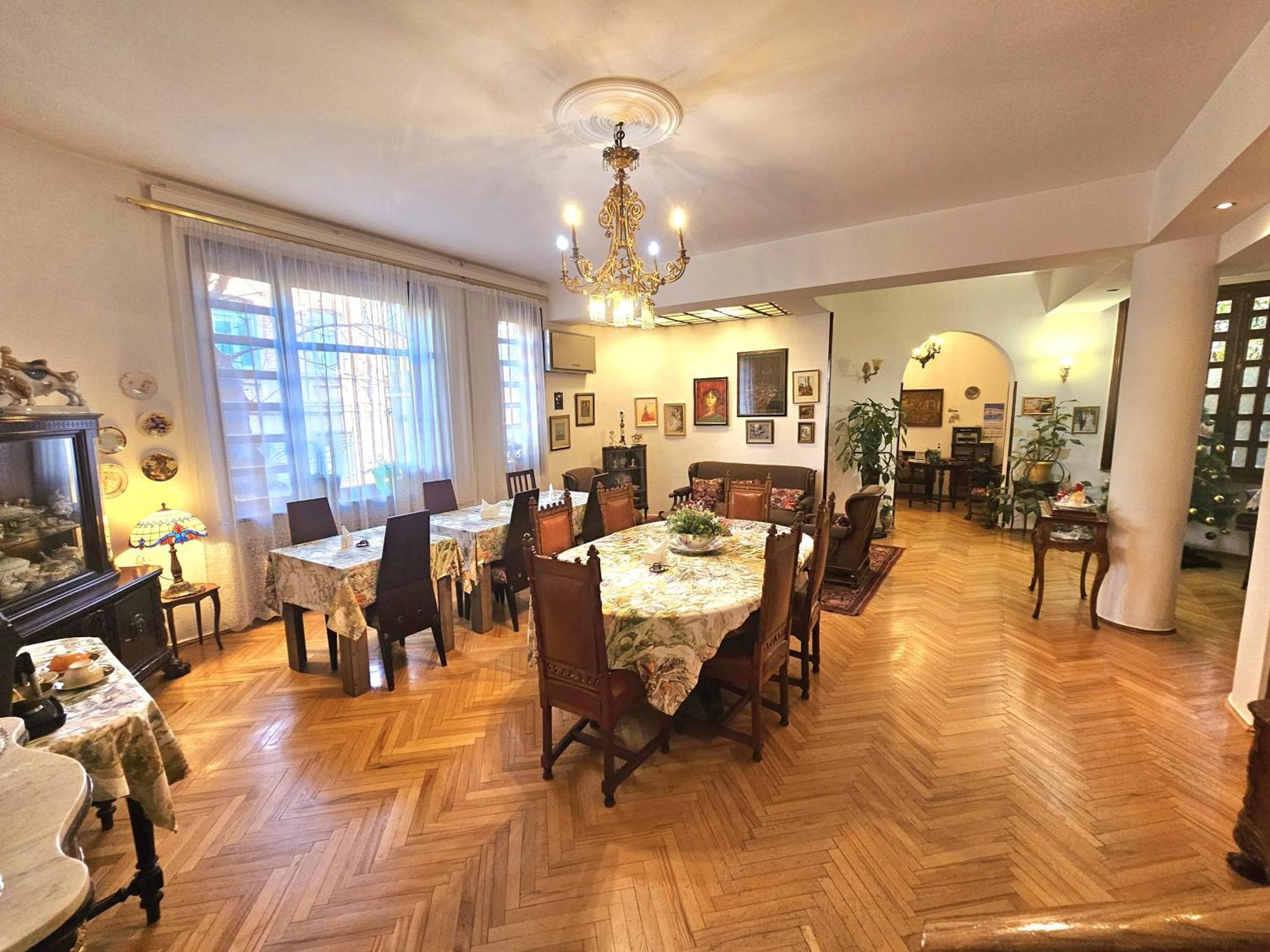 Hotel Home Tbilisi Eksteriør bilde